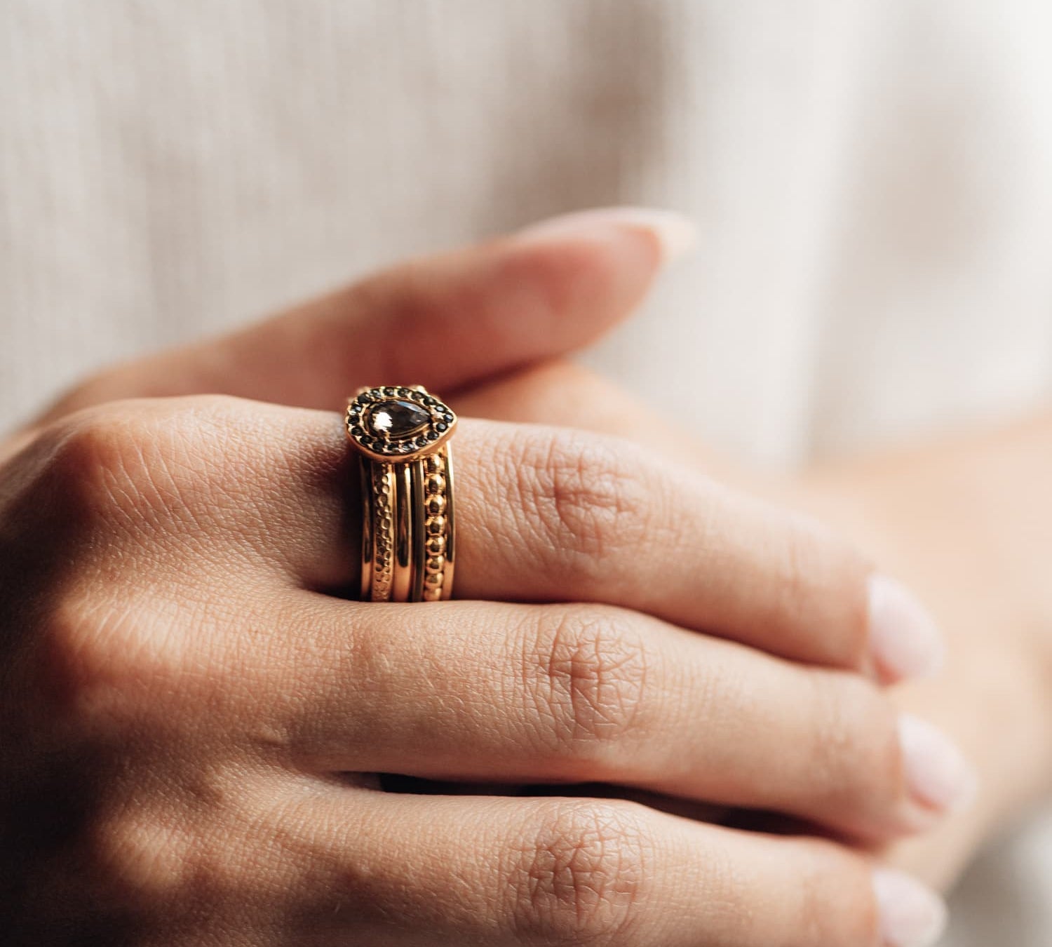Samengestelde iXXXi ring Auren