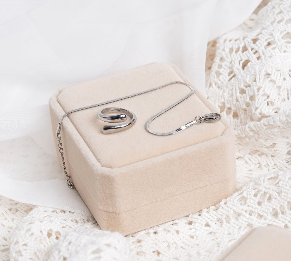 Pure Radiance Sieraden Set - Fame by iXXXi