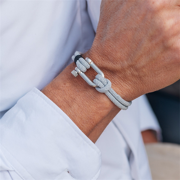 Product image 1 of Armband Jerry