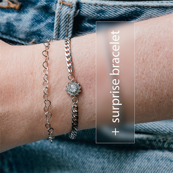 Product image 1 of iXXXi on the go armband set Hearts