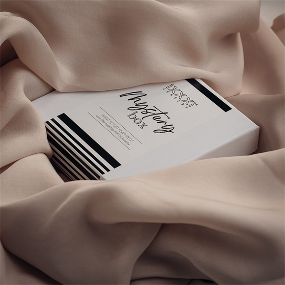 Product image 1 of Must-have Ohrring Anhänger Mystery Box