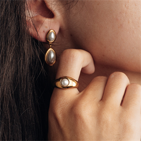 Image of Pearl Posh Jewelry Set