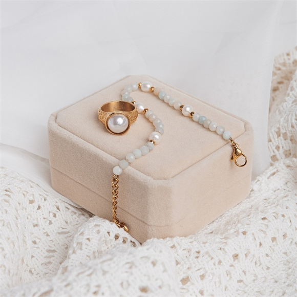 Product image 1 of Pearly Coast Schmuck Set