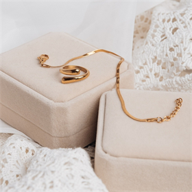 Afbeelding van Pure Radiance Sieraden Set