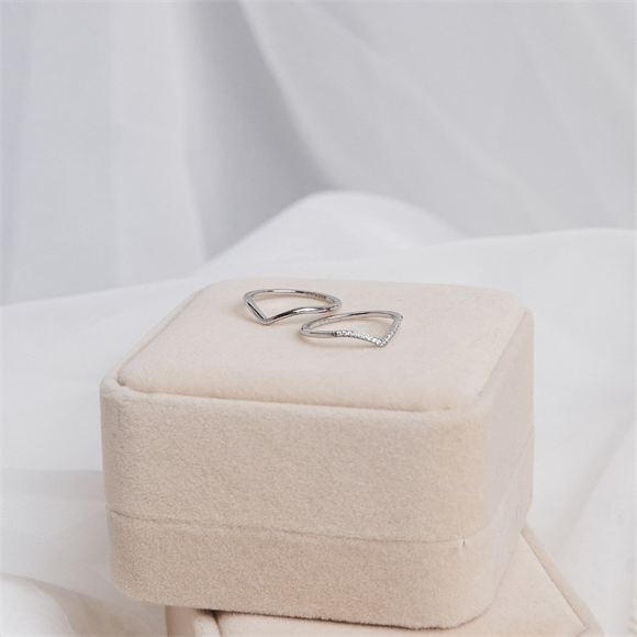 Product image 1 of Ringstack Subtle Shine