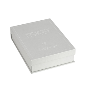 Image of Set box